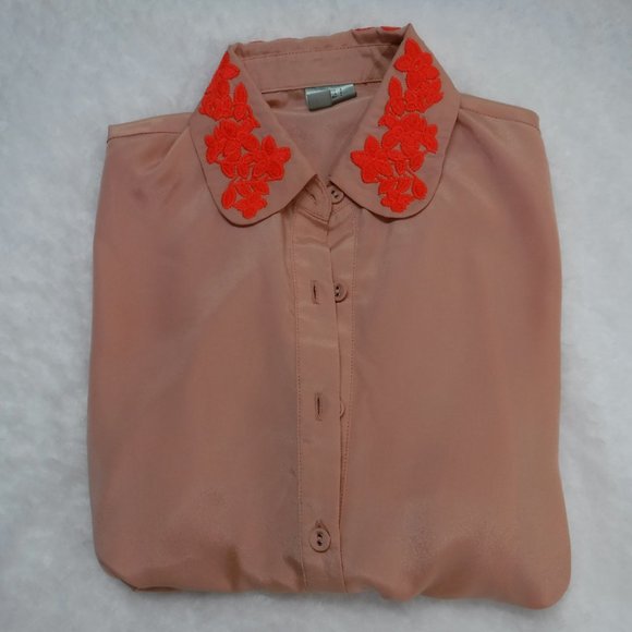 F21 Button Down Long Sleeve Crop Top, Peach with Embroidered Flowers, Size S - Picture 7 of 10